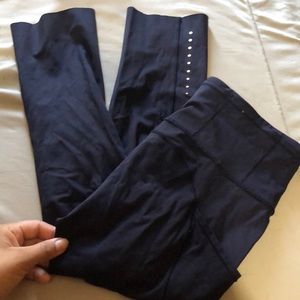 Fast and free Lululemon 19”